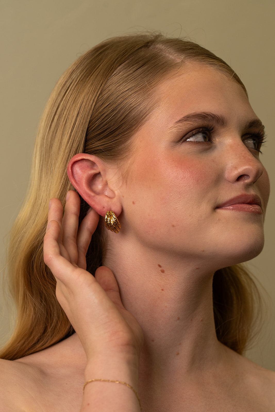 Woven Vintage Style Gold Stud Earrings