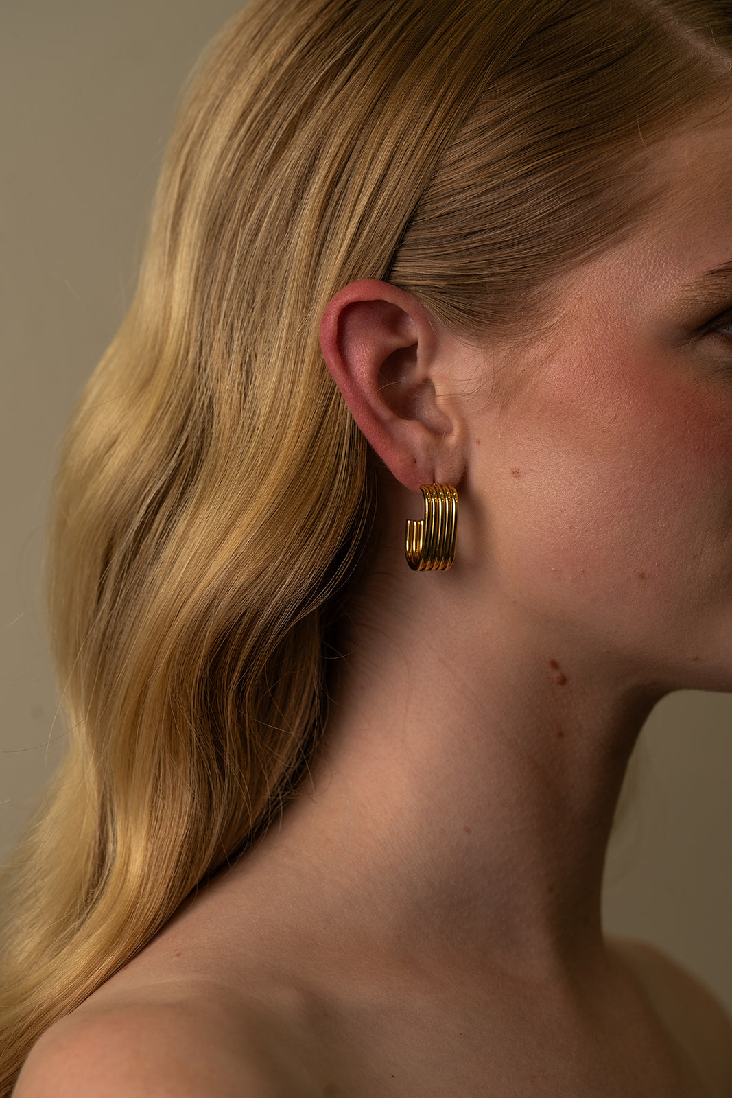 Large Lined Oval Hoop Earrings
