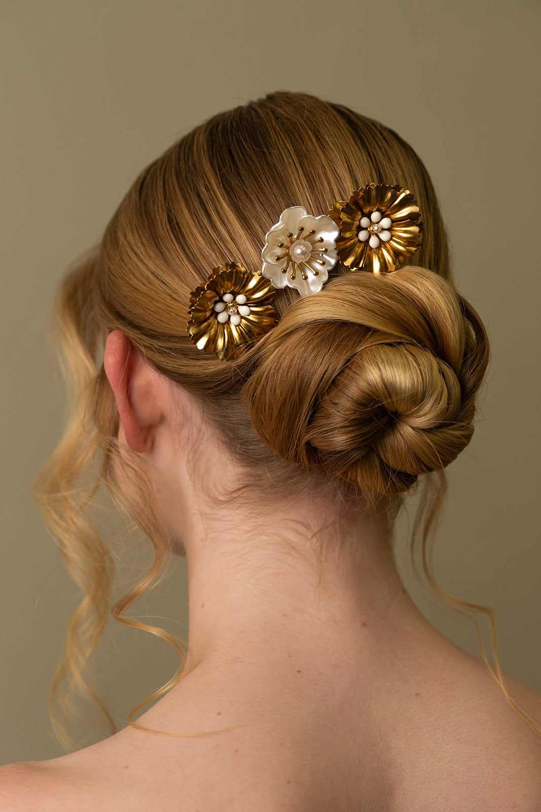 Ruffled Flower Gold and White Hairpins - Bridal hair pice, wedding hair piece, barrettes