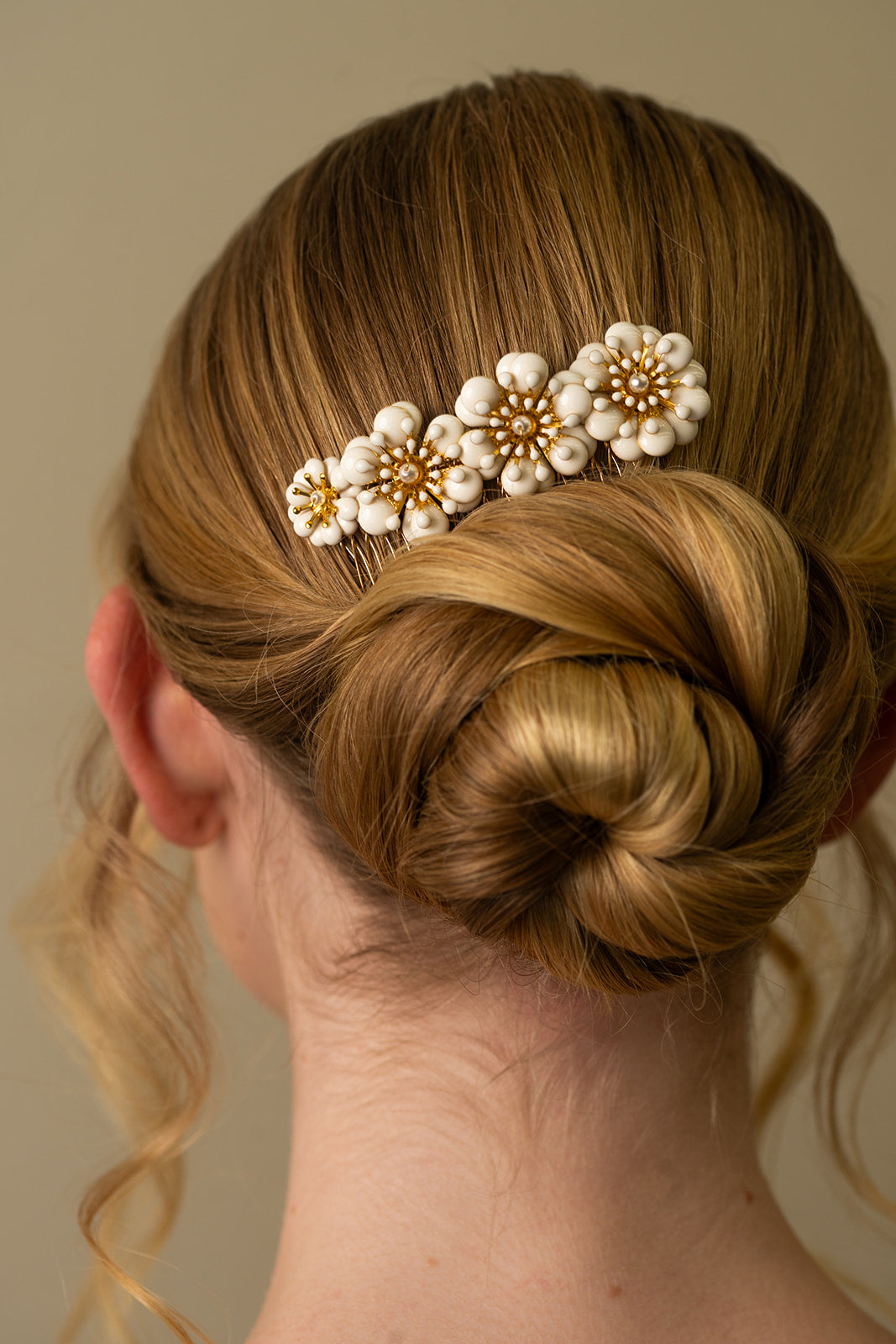 White and Gold Floral Comb - Bridal hair pice, wedding hair piece, barrettes