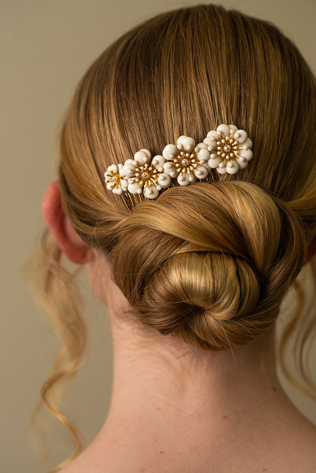 White and Gold Floral Comb - Bridal hair pice, wedding hair piece, barrettes