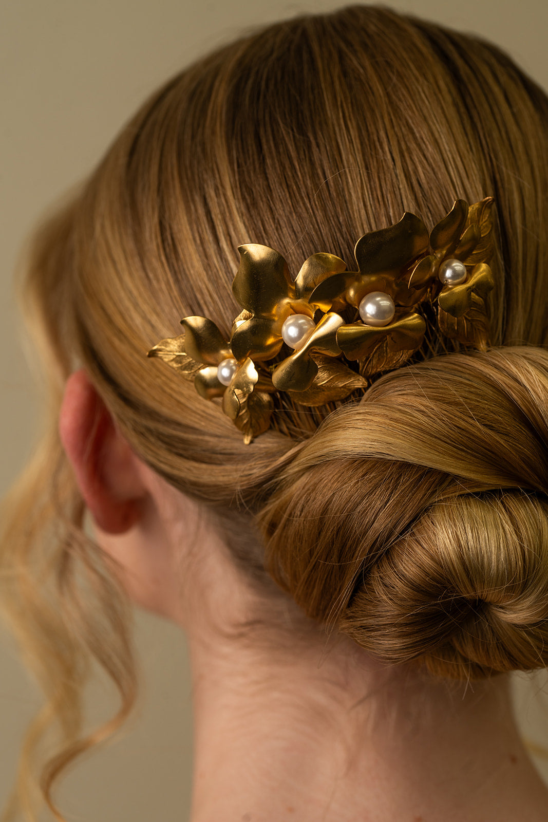 Orchid Flower Comb - Set of Two, Bridal hair pice, wedding hair piece, barrettes