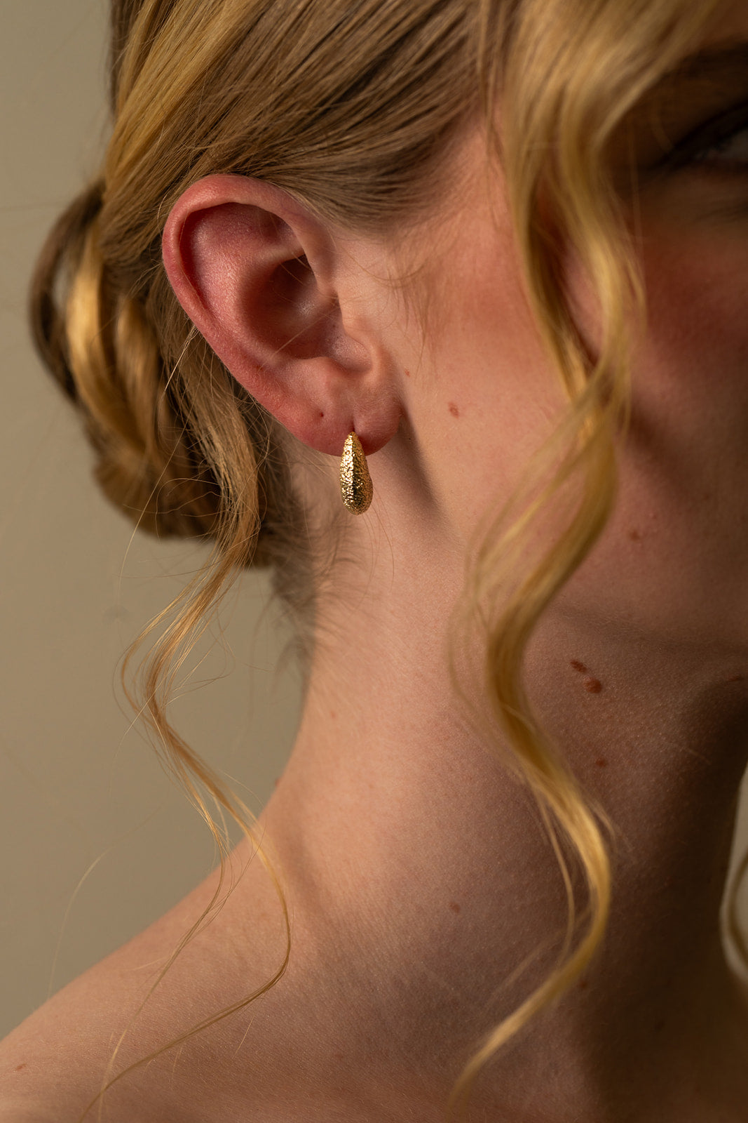 Textured Gold Teardrop Stud Earrings