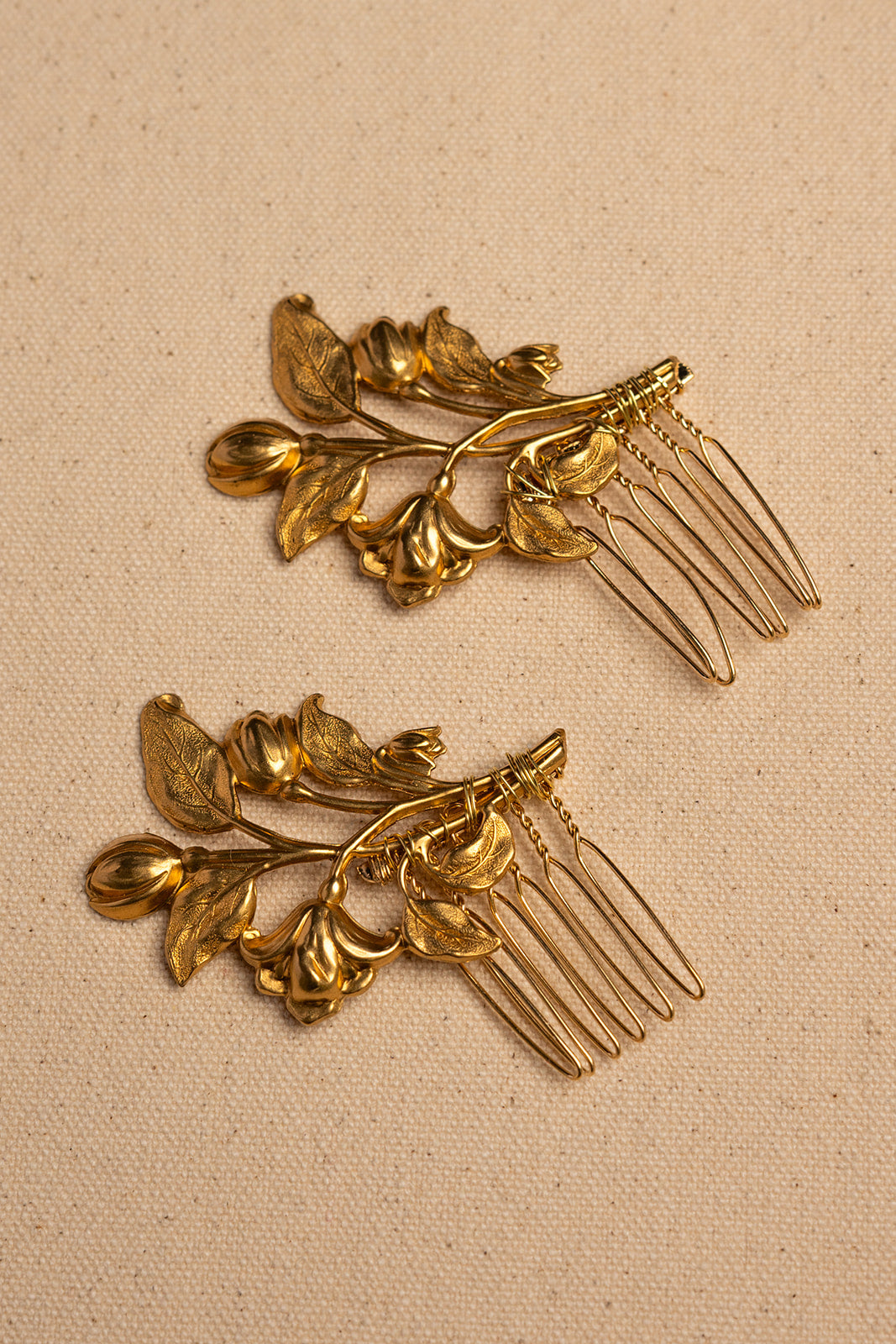 Set of two Tulip Mini Combs - Bridal hair pice, wedding hair piece, barrettes