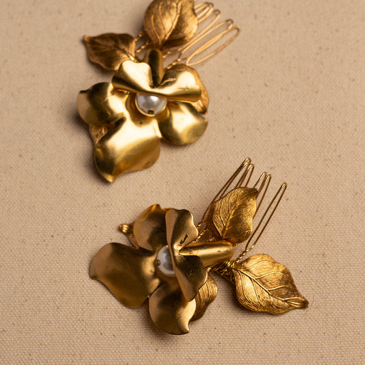 Set of two Mini Orchid Flower Combs - Set of Two, Bridal hair pice, wedding hair piece, barrettes
