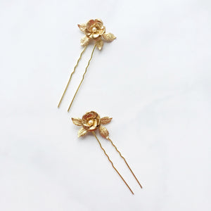 rose and pearl hair pins