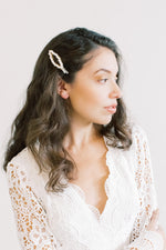 Oversized Pearl Hair Clips
