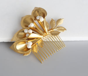 Calla Lily Comb, Hairpiece, Wedding Accessory, Bridal, Hair Clip, Hair Accessories
