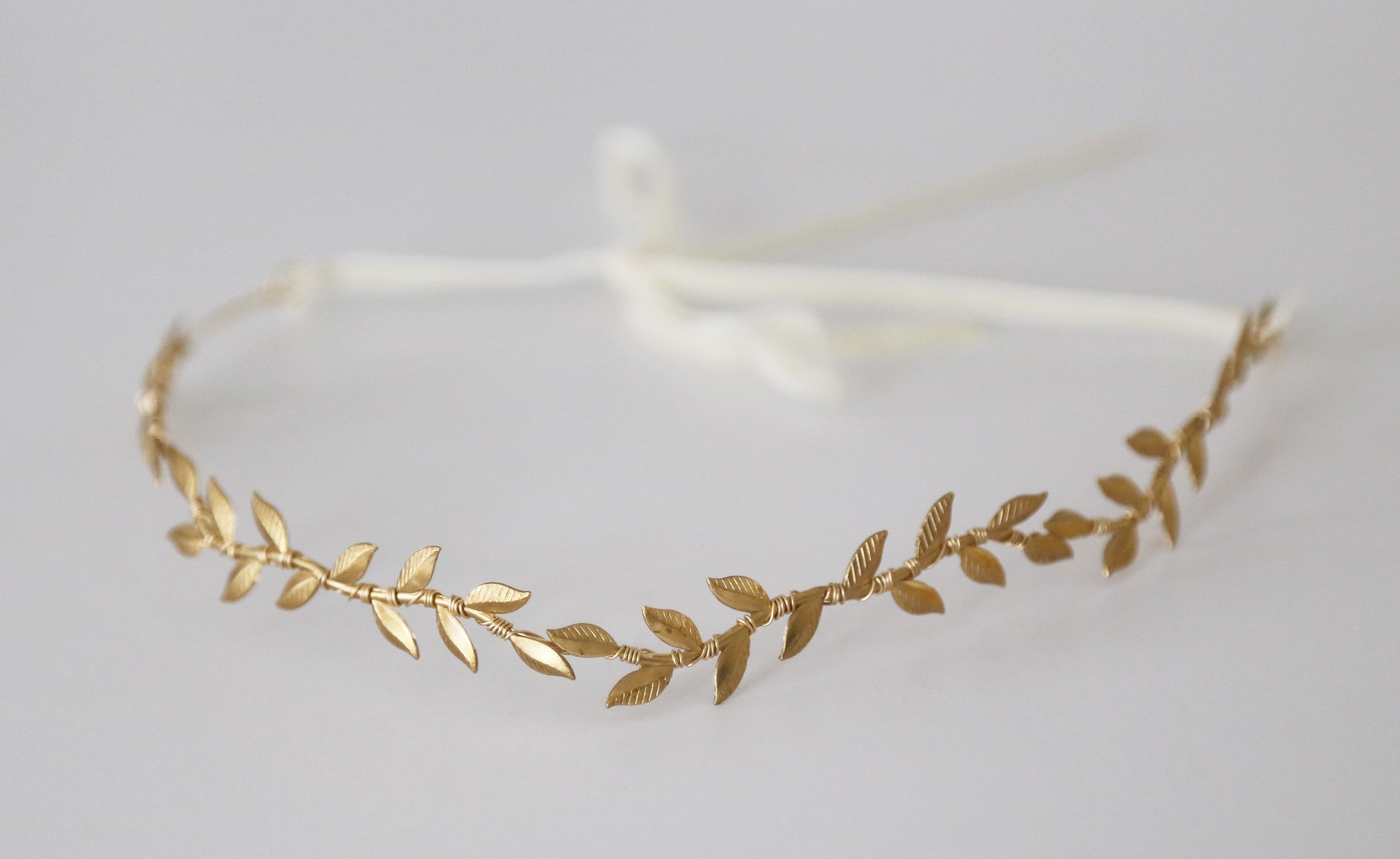 gold bridal hair accessories 