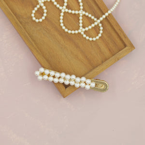 Oversized Pearl Hair Clips
